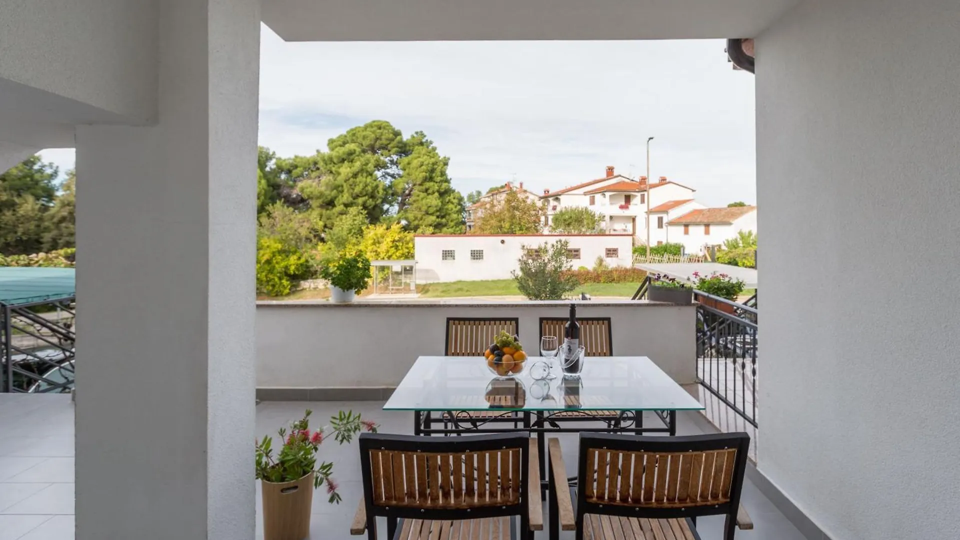 Apartment Klimatisierte Ferienwohnung Marica 2 Mit Balkon Porec